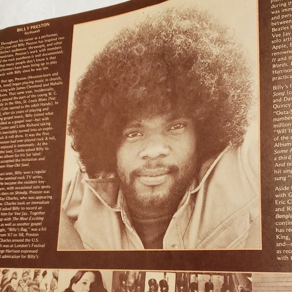 George Harrison Tour Program Book 1974 - Picture 5 of 7